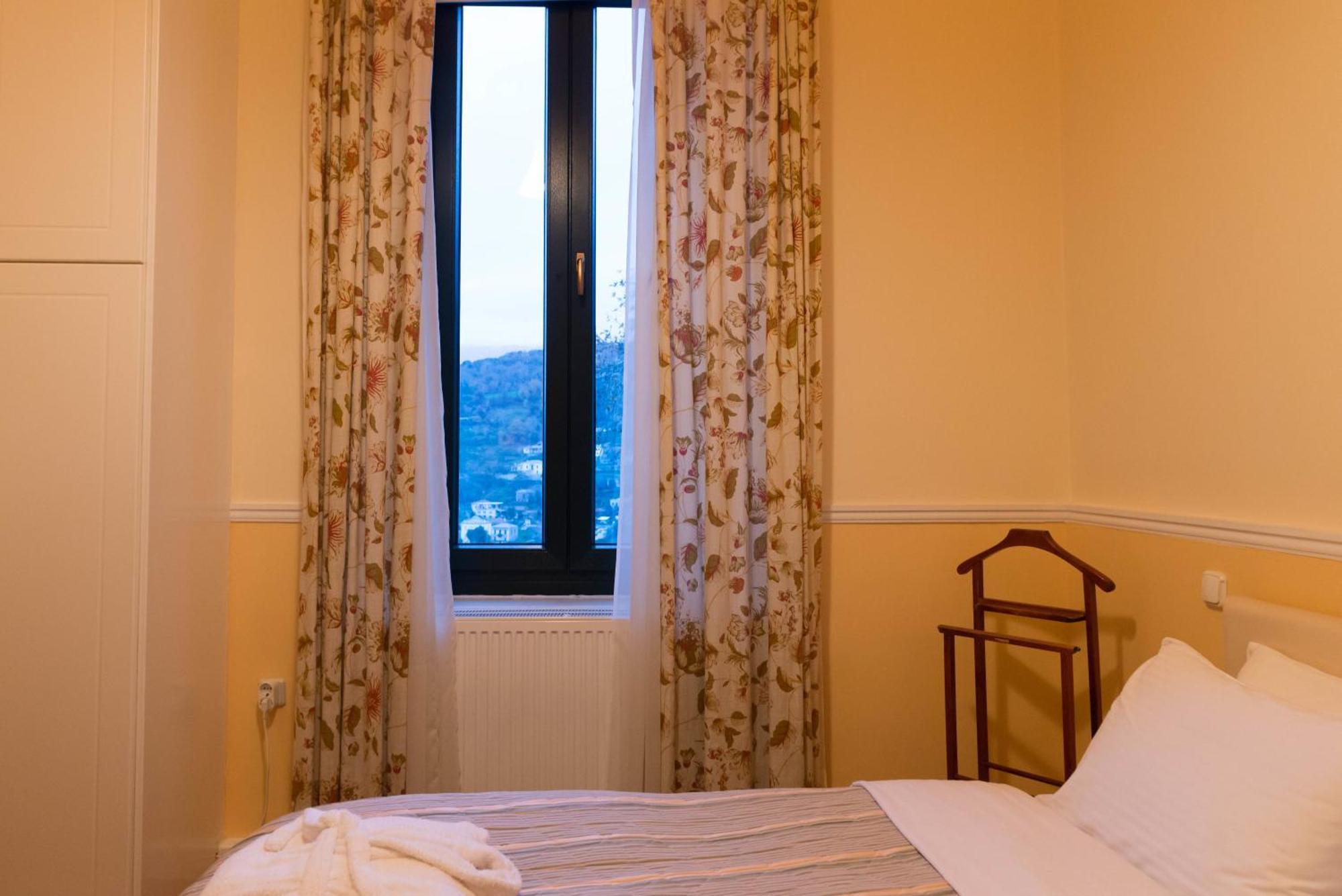 Vogiatzopoulou Guesthouse Agios Georgios Nilias Phòng bức ảnh